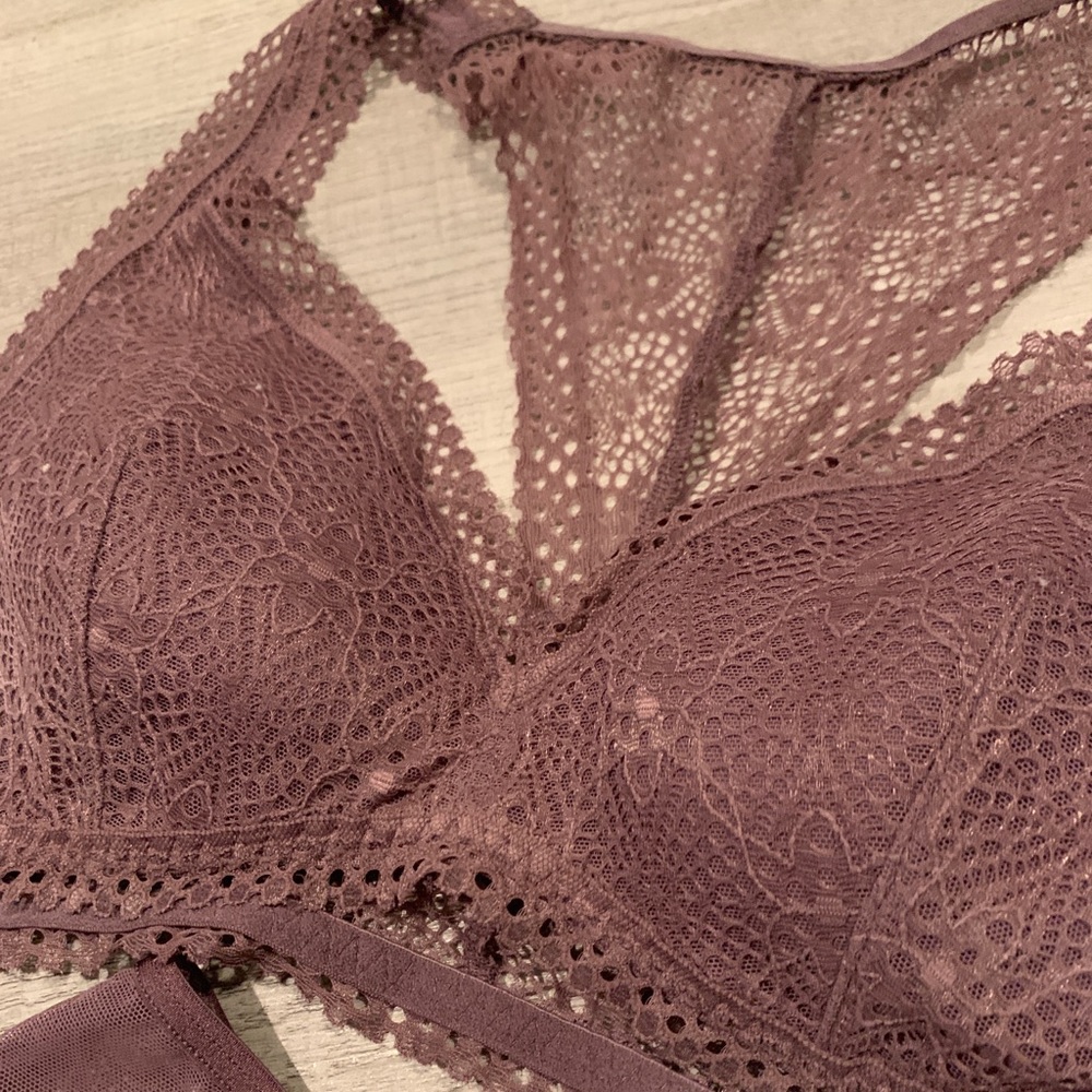 Victoria Secret Set - Picture 2 of 5